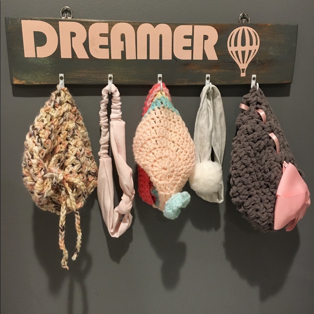 Custom bow or jewelry holder DREAMER